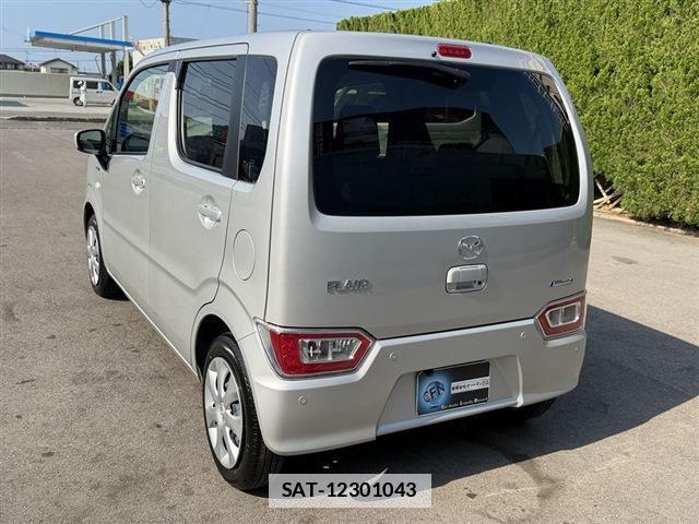 Mazda FLAIR 2024-07 7814550-9
