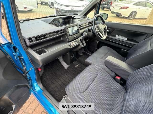 Mazda FLAIR 2018-02 7816283-16