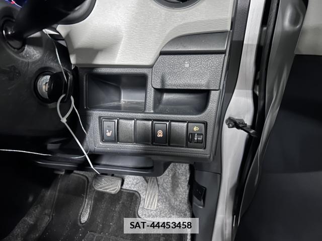 Mazda FLAIR 2017-02 7817316-12