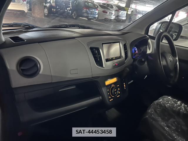 Mazda FLAIR 2017-02 7817316-9