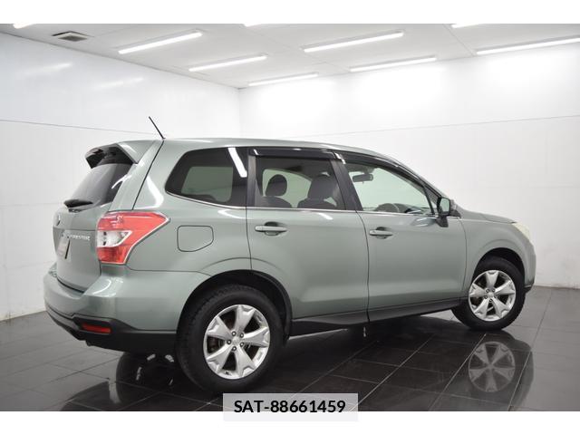 Subaru FORESTER 2014-02 7815378-8