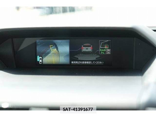 Subaru FORESTER 2019-06 7815735-13