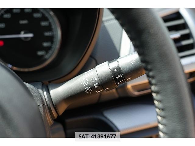 Subaru FORESTER 2019-06 7815735-16