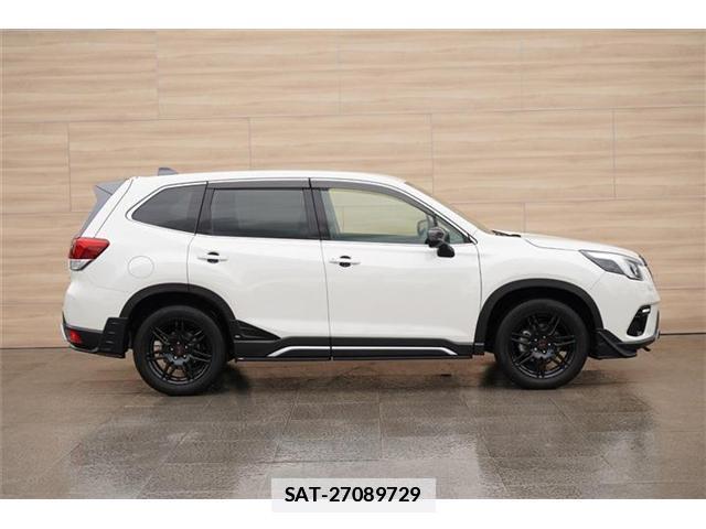 Subaru FORESTER 2022-03 7820367-3