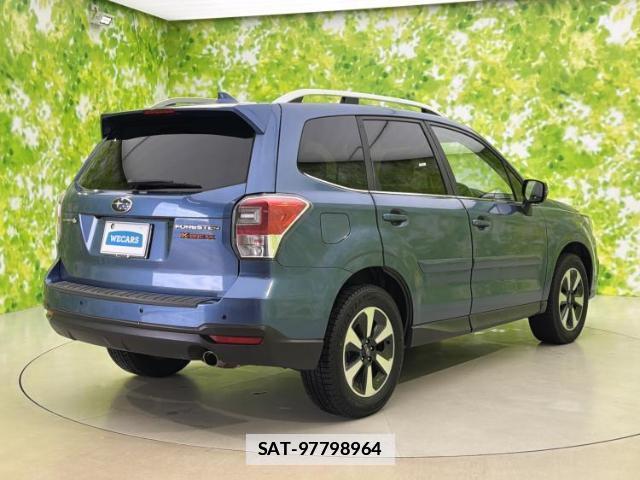 Subaru FORESTER 2018-01 7821082-2