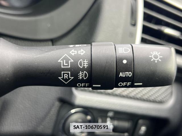 Subaru FORESTER 2015-03 7821354-15