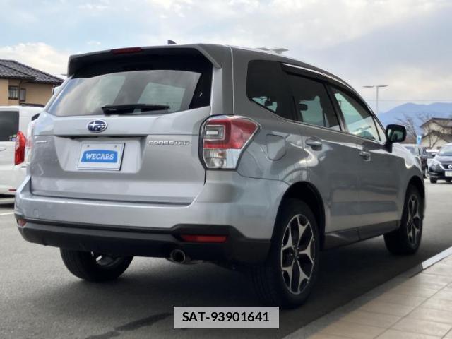 Subaru FORESTER 2017-05 7822065-2