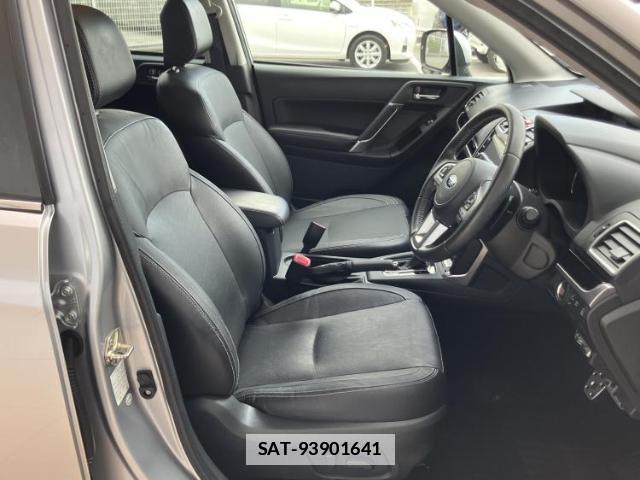 Subaru FORESTER 2017-05 7822065-3