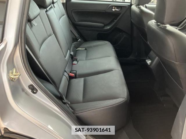 Subaru FORESTER 2017-05 7822065-4