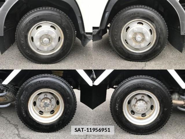 Isuzu FORWARD 2012-09 7817426-12