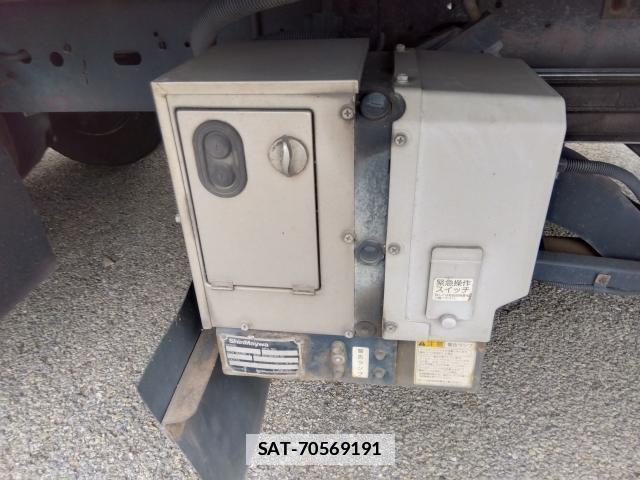 Isuzu FORWARD 2016-05 7817573-2