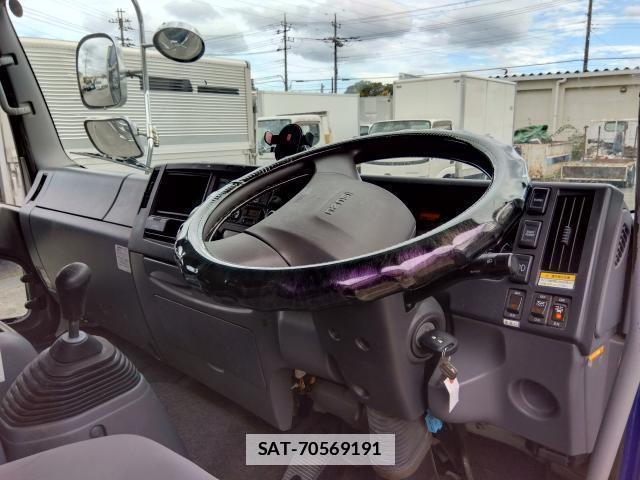 Isuzu FORWARD 2016-05 7817573-3