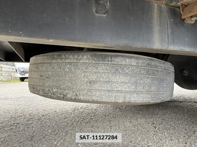 Isuzu FORWARD 2006-03 7817915-17
