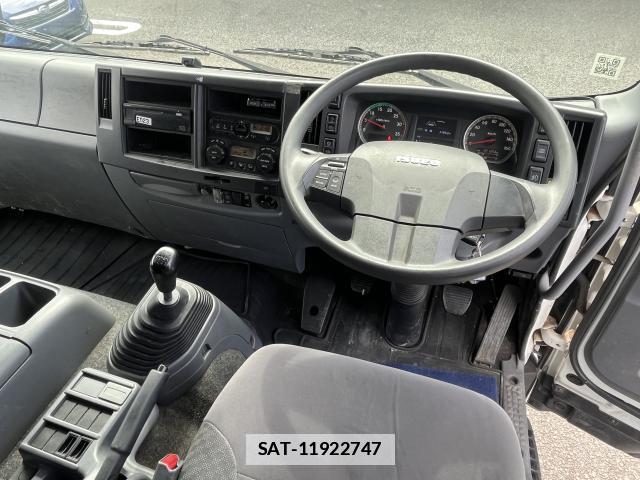 Isuzu FORWARD 2018-09 7820676-2