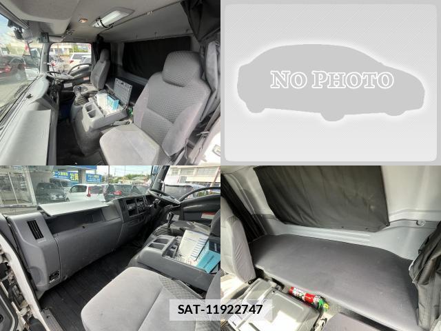 Isuzu FORWARD 2018-09 7820676-9