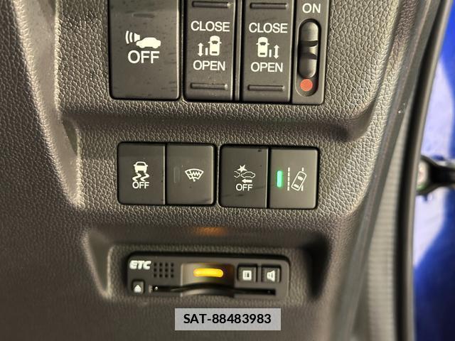 Honda FREED HYBRID 2017-04 7812309-10