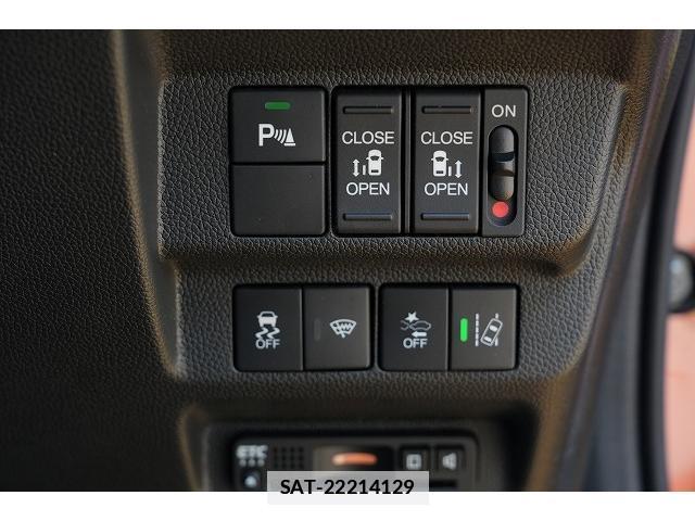 Honda FREED HYBRID 2021-04 7815777-4
