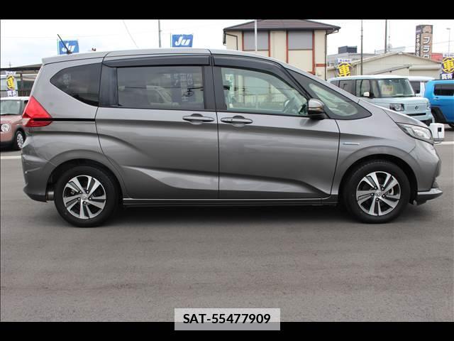 Honda FREED HYBRID 2022-03 7816485-14