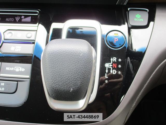 Honda FREED HYBRID 2023-10 7819628-13