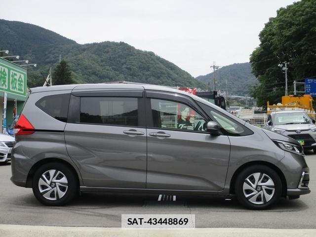 Honda FREED HYBRID 2023-10 7819628-3