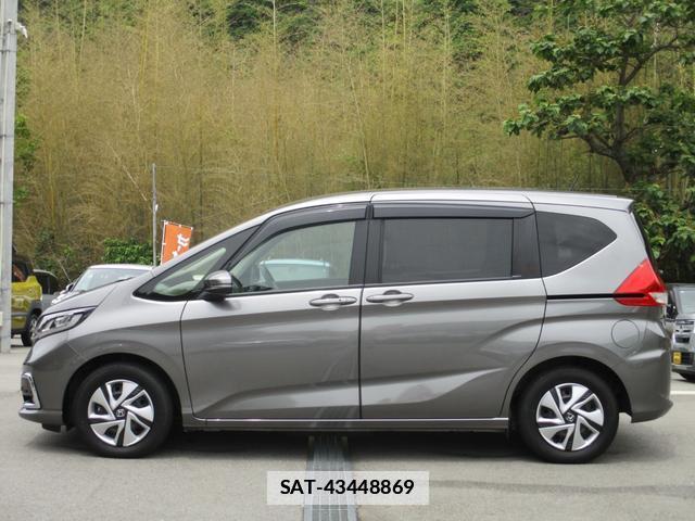 Honda FREED HYBRID 2023-10 7819628-4