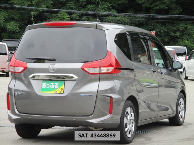 Honda FREED HYBRID 2023-10 7819628-7
