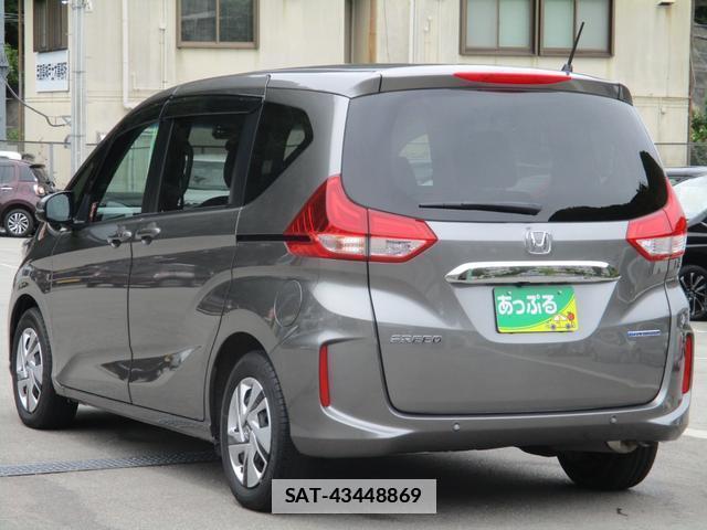 Honda FREED HYBRID 2023-10 7819628-9