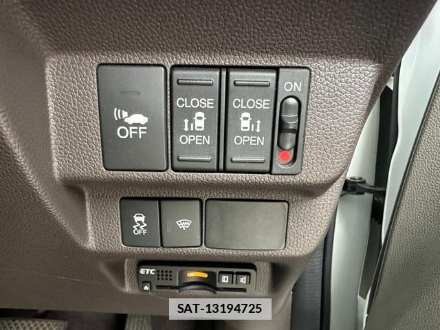 Honda FREED HYBRID 2016-11 7819789-12