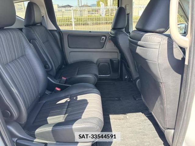 Honda FREED HYBRID 2019-04 7821819-4
