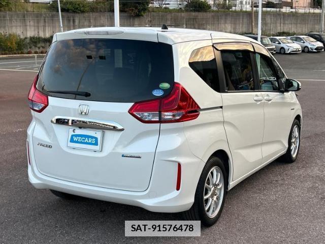 Honda FREED HYBRID 2017-03 7822055-2