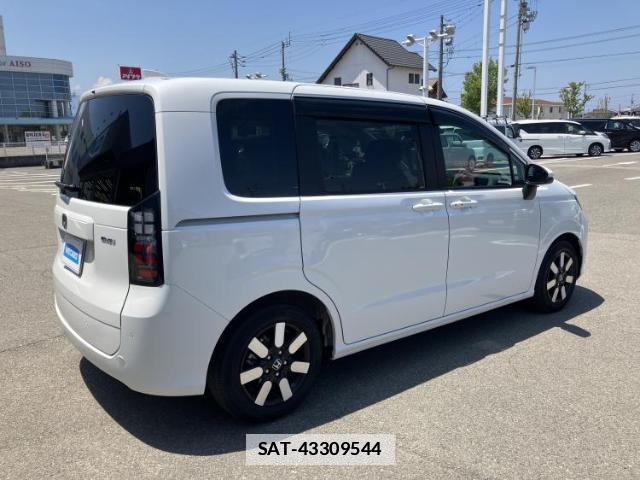 Honda FREED HYBRID 2024-10 7822653-2