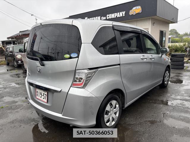 Honda FREED 2012 7811828-2