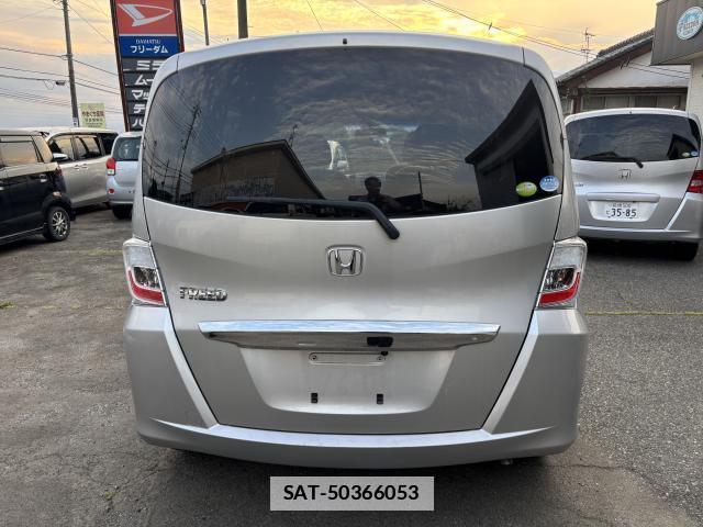 Honda FREED 2012 7811828-7