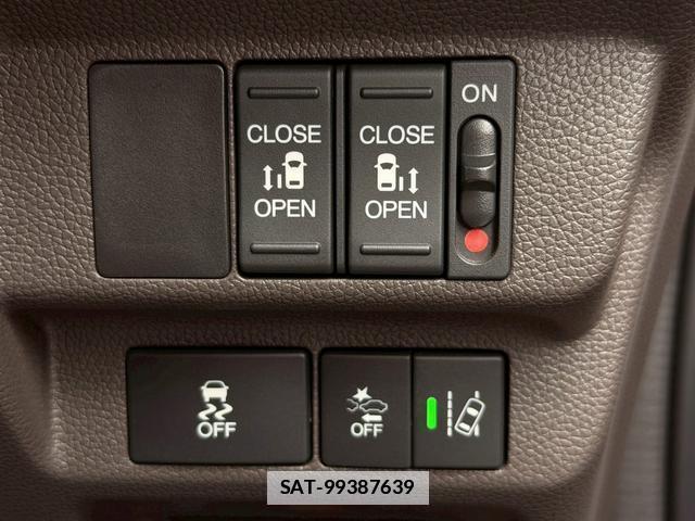 Honda FREED 2021-03 7816215-3