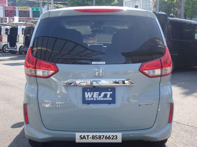 Honda FREED 2024-01 7817489-17