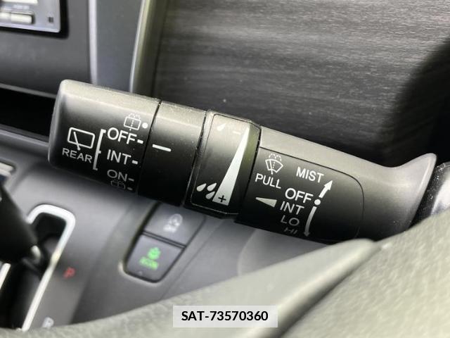Honda FREED 2018-05 7821669-16