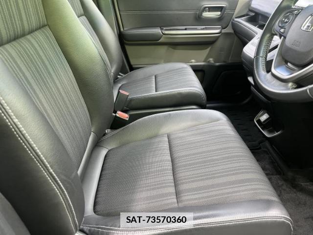 Honda FREED 2018-05 7821669-3