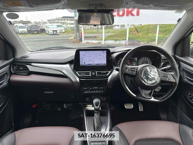 Suzuki Fronx 2024-10 7816858-1