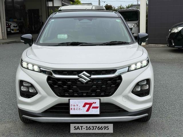 Suzuki Fronx 2024-10 7816858-11