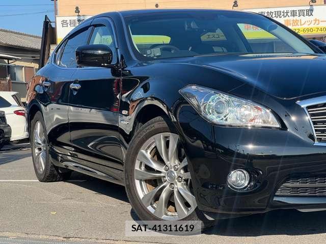 Nissan FUGA HYBRID 2014-02 7815557-17