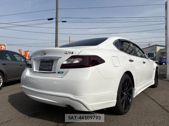 Nissan FUGA HYBRID 2011-03 7819122-4
