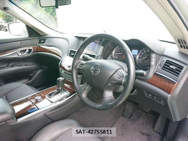 Nissan FUGA HYBRID 2013-09 7819897-12