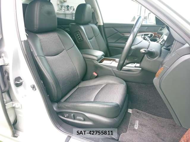Nissan FUGA HYBRID 2013-09 7819897-13