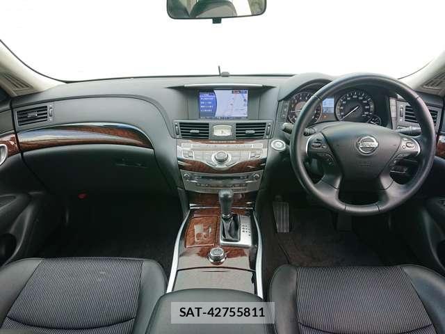 Nissan FUGA HYBRID 2013-09 7819897-4