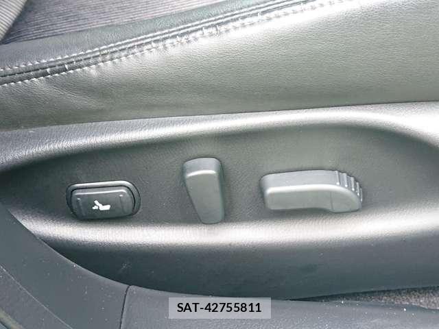 Nissan FUGA HYBRID 2013-09 7819897-7
