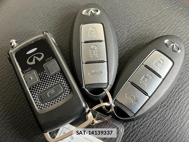 Nissan FUGA 2019-07 7816860-13