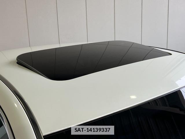 Nissan FUGA 2019-07 7816860-16