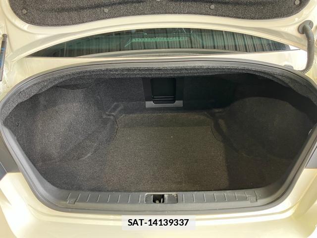 Nissan FUGA 2019-07 7816860-7