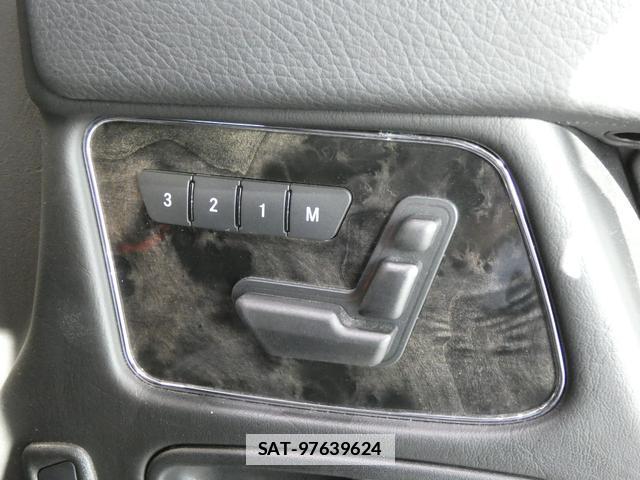 Mercedes Benz G-CLASS 2015-08 7813604-14