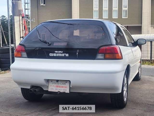 Isuzu GEMINI 1992-04 7812967-6